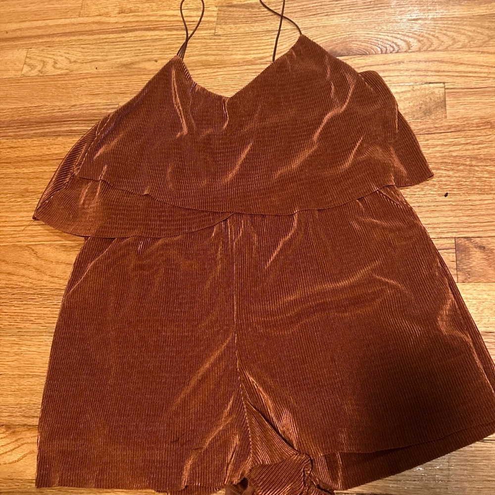 Silence and Noise Spaghetti strap brown ribbed romper size M